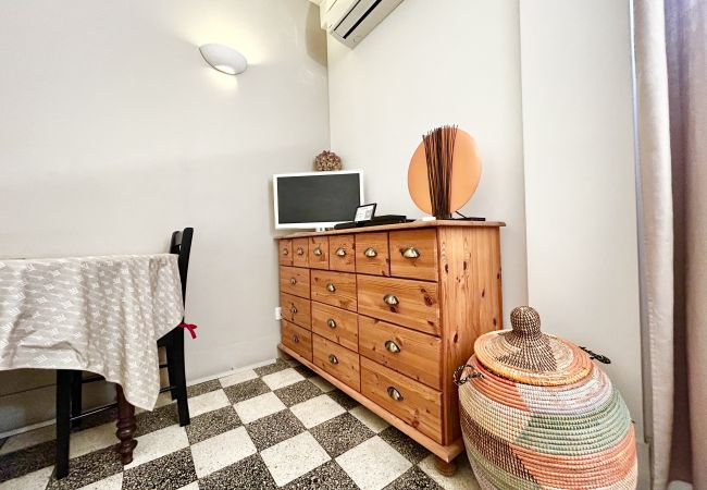 Appartement à Nice - BB OT Balcon Etats Unis - Promenade des Anglais Appartement à Nice - BB OT Balcon Etats Unis - Promenade des Anglais