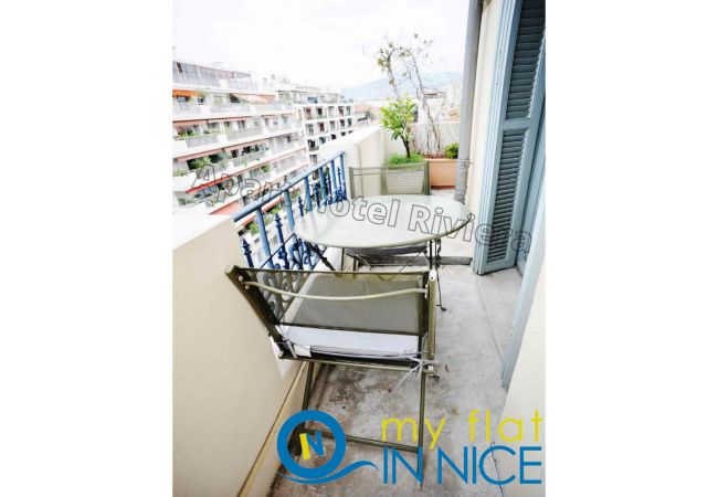 Appartement à Nice - BB G Balcon Excelsior 1 Grimaldi Promenade Angla Appartement à Nice - BB G Balcon Excelsior 1 Grimaldi Promenade Angla