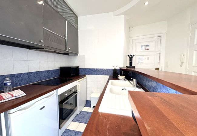 Appartement à Nice - B G La Résidence-Grimaldi Promenade Anglais Appartement à Nice - B G La Résidence-Grimaldi Promenade Anglais