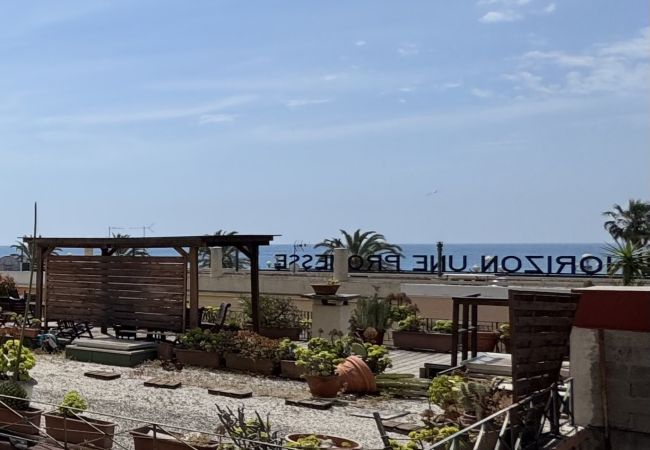 Studio à Nice - AA OT Maison Linda -Vue Mer / Promenade des Angl Studio à Nice - AA OT Maison Linda -Vue Mer / Promenade des Angl