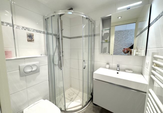 Studio à Nice - AA OT Maison Linda -Vue Mer / Promenade des Angl Studio à Nice - AA OT Maison Linda -Vue Mer / Promenade des Angl