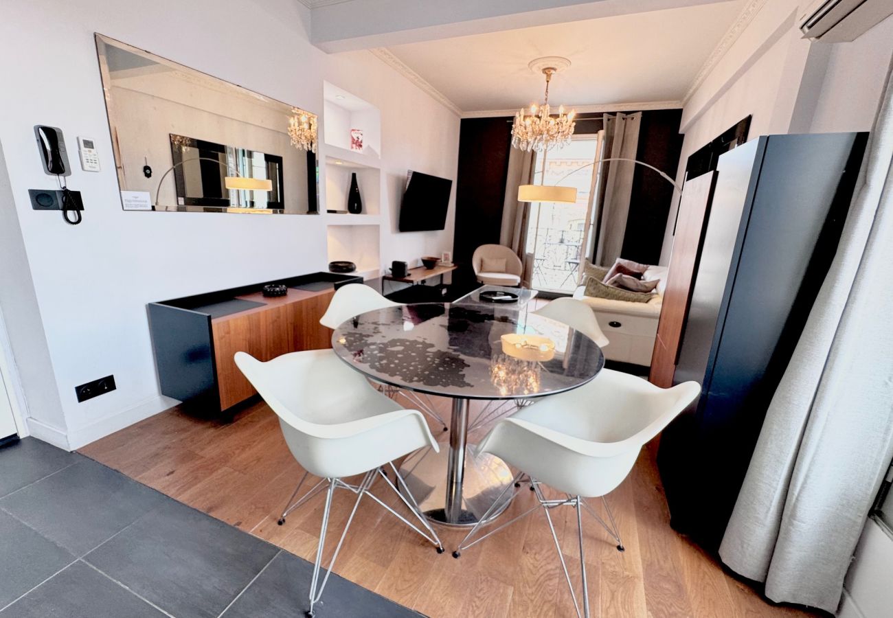 Appartement à Nice - B OT Le Petit Balcon de l'Opéra - Old Town Promena Appartement à Nice - B OT Le Petit Balcon de l'Opéra - Old Town Promena