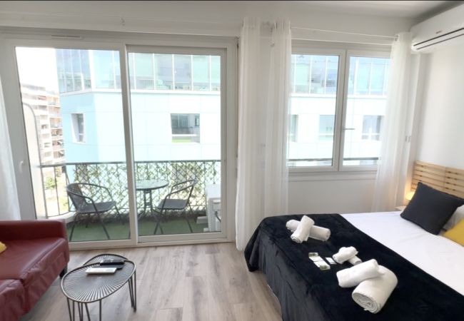 Studio à Nice - AA G Balcon Lenval - Promenade des Anglais Studio à Nice - AA G Balcon Lenval - Promenade des Anglais