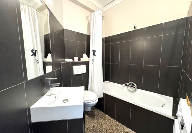 Appartamento a Nice - BB G Balcon Excelsior 1 Grimaldi Promenade Angla Appartamento a Nice - BB G Balcon Excelsior 1 Grimaldi Promenade Angla