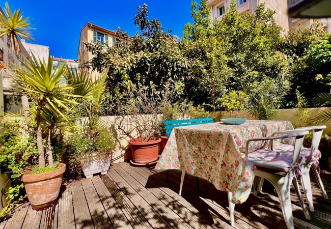 Studio a Nice - AA G Terrasse Esprit Grimaldi Promenade Anglais Studio a Nice - AA G Terrasse Esprit Grimaldi Promenade Anglais