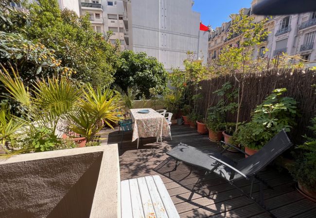 Studio a Nice - AA G Terrasse Esprit Grimaldi Promenade Anglais Studio a Nice - AA G Terrasse Esprit Grimaldi Promenade Anglais