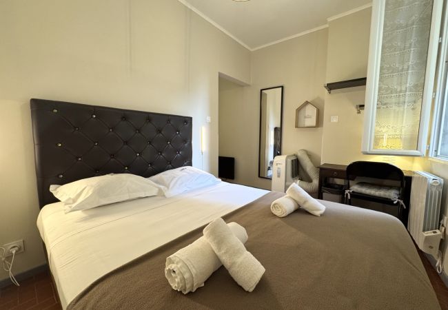 Appartamento a Nice - B OT - Vincent 1 - Old Town / Promenade des Anglai Appartamento a Nice - B OT - Vincent 1 - Old Town / Promenade des Anglai