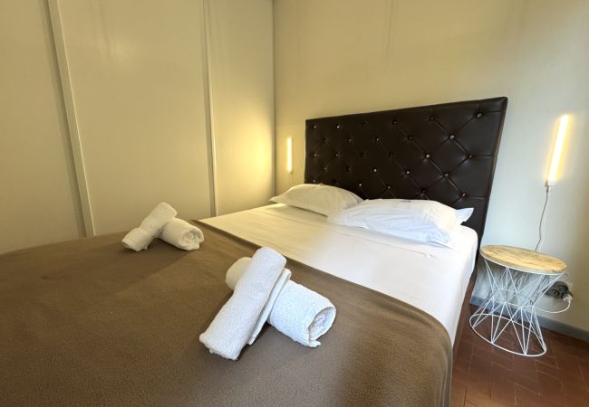 Appartamento a Nice - B OT - Vincent 1 - Old Town / Promenade des Anglai Appartamento a Nice - B OT - Vincent 1 - Old Town / Promenade des Anglai
