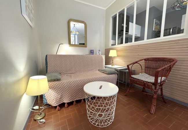 Appartamento a Nice - B OT - Vincent 1 - Old Town / Promenade des Anglai Appartamento a Nice - B OT - Vincent 1 - Old Town / Promenade des Anglai