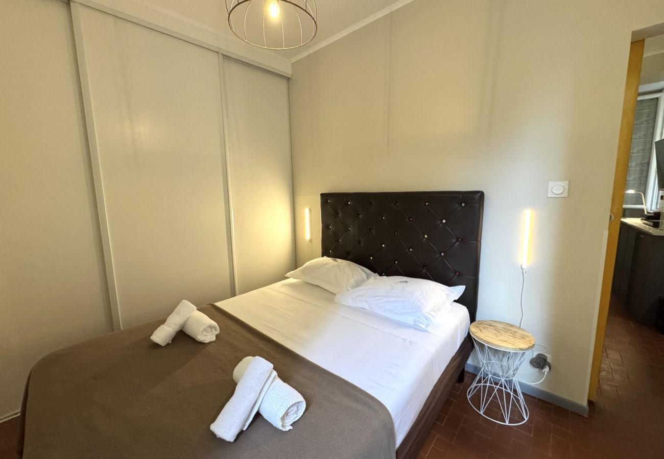 Appartamento a Nice - B OT - Vincent 1 - Old Town / Promenade des Anglai Appartamento a Nice - B OT - Vincent 1 - Old Town / Promenade des Anglai