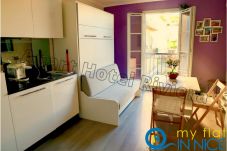 Studio a Nice - AA OT Maison Linda -Vue Mer / Promenade des Angl