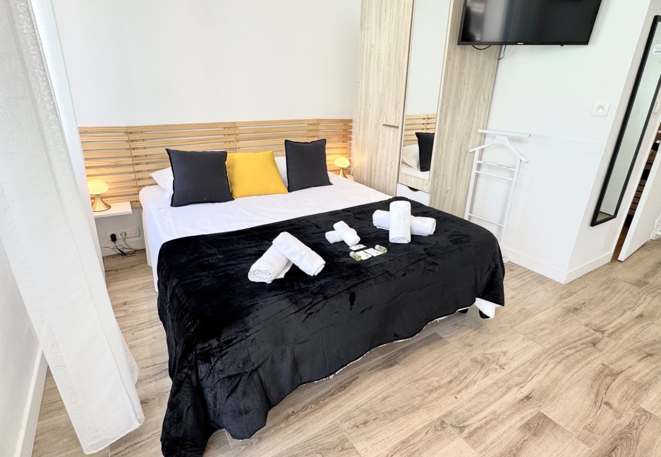 Studio a Nice - AA G Balcon Lenval - Promenade des Anglais Studio a Nice - AA G Balcon Lenval - Promenade des Anglais