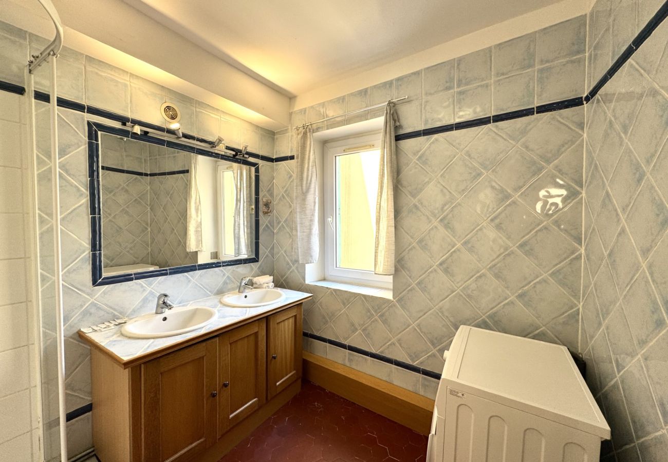 Apartment in Nice - C OT Barillerie 4 Old Town Promenade Anglais Apartment in Nice - C OT Barillerie 4 Old Town Promenade Anglais