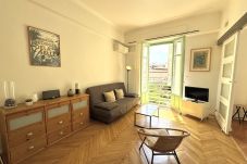Apartment in Nice - B G La Résidence-Grimaldi Promenade Anglais