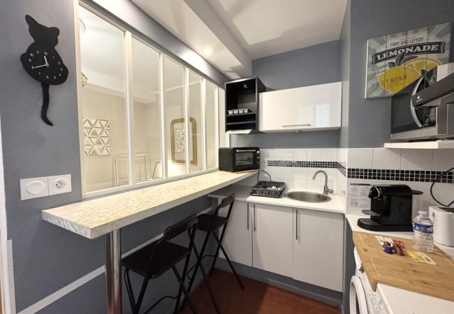 Apartment in Nice - B OT - Vincent 1 - Old Town / Promenade des Anglai Apartment in Nice - B OT - Vincent 1 - Old Town / Promenade des Anglai