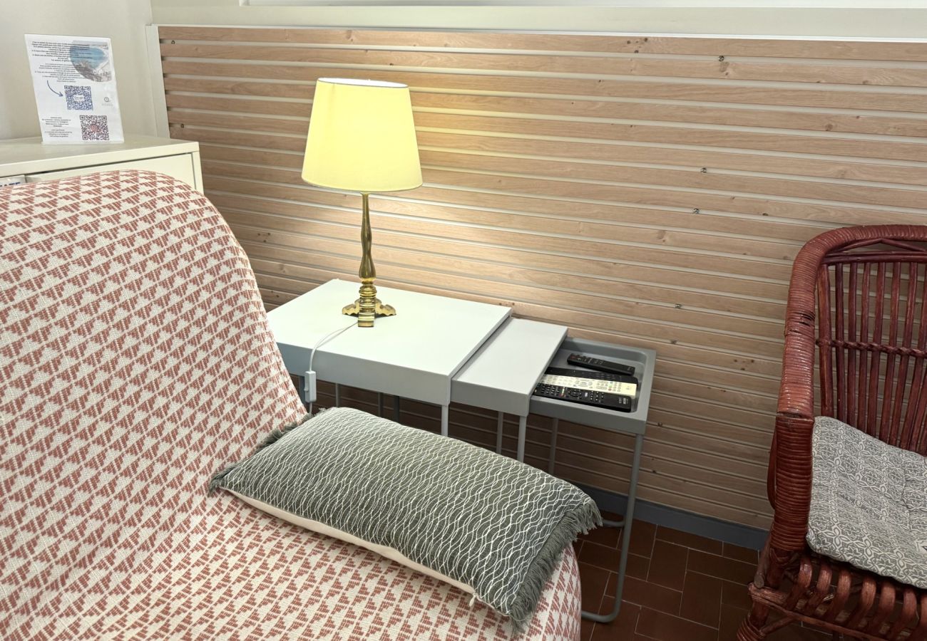 Apartment in Nice - B OT - Vincent 1 - Old Town / Promenade des Anglai Apartment in Nice - B OT - Vincent 1 - Old Town / Promenade des Anglai