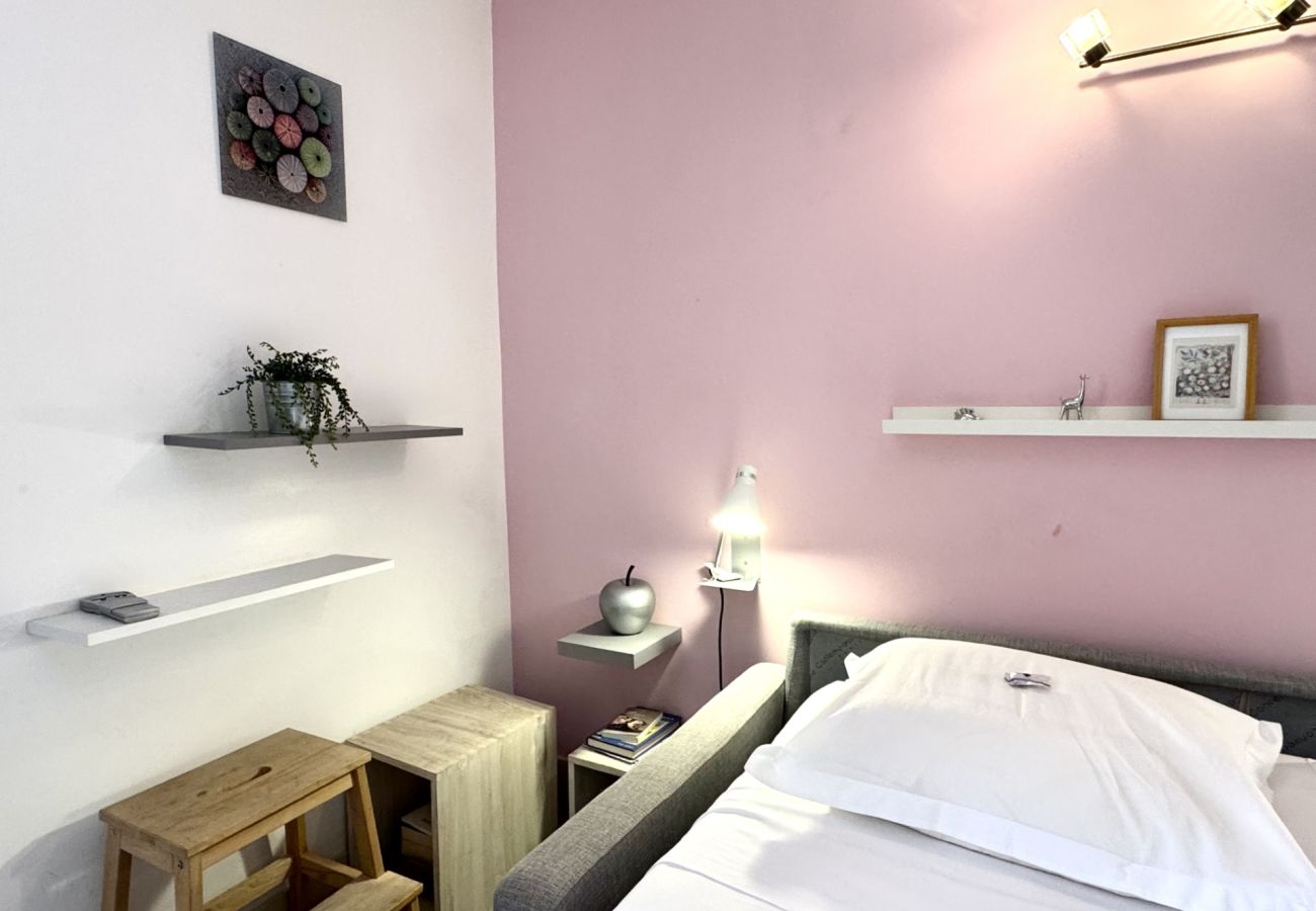 Studio in Nice - A OT Malonat 3 - Old Town / Promenade des Anglais Studio in Nice - A OT Malonat 3 - Old Town / Promenade des Anglais