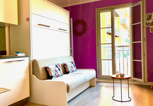 Studio in Nice - AA OT Maison Linda -Vue Mer / Promenade des Angl