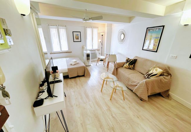 Studio in Nice - A OT Cocon d'Augustin Old Town Nice Center