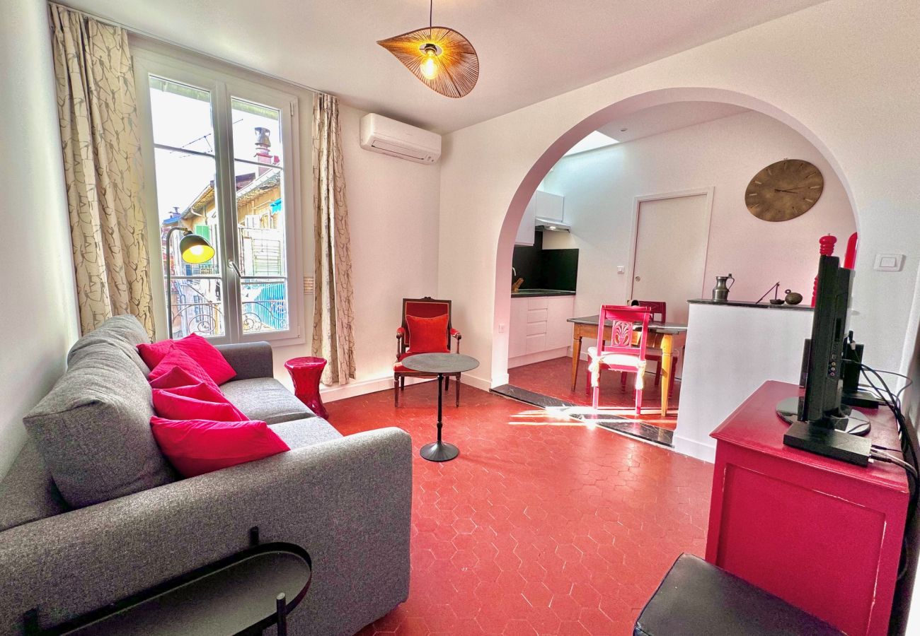 Apartment in Nice - B OT Le Clocher d Alexandre - Old Town - Prom