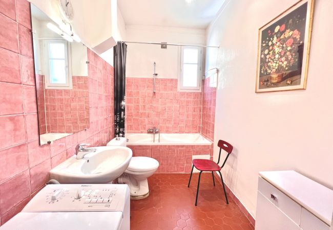 Apartment in Nice - E OP Duplex d'Antoine Old Port - Old Town Apartment in Nice - E OP Duplex d'Antoine Old Port - Old Town