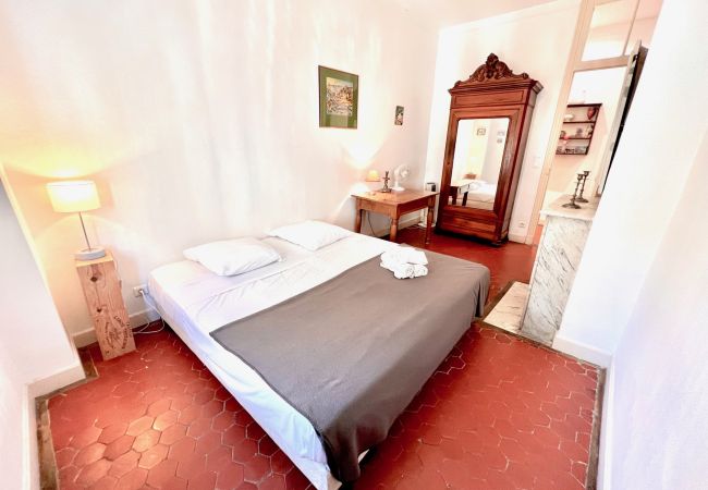 Apartment in Nice - E OP Duplex d'Antoine Old Port - Old Town Apartment in Nice - E OP Duplex d'Antoine Old Port - Old Town