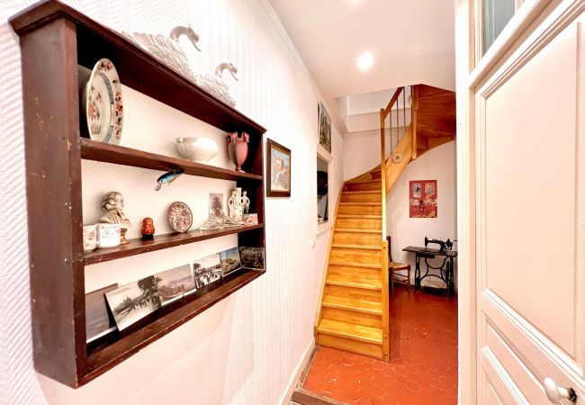 Apartment in Nice - E OP Duplex d'Antoine Old Port - Old Town Apartment in Nice - E OP Duplex d'Antoine Old Port - Old Town