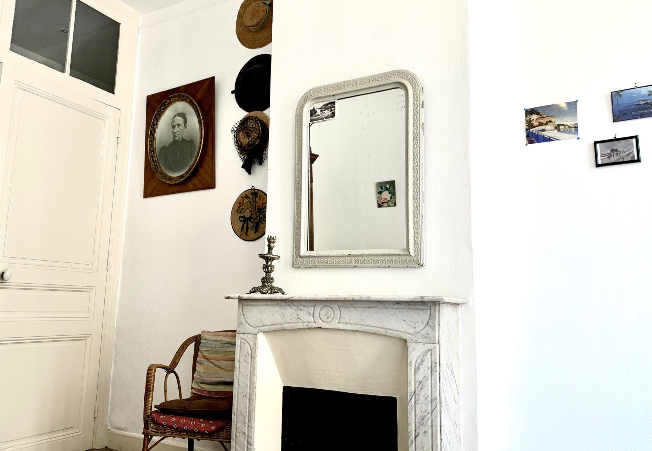 Apartment in Nice - E OP Duplex d'Antoine Old Port - Old Town Apartment in Nice - E OP Duplex d'Antoine Old Port - Old Town