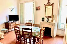 Apartment in Nice - E OP Duplex d'Antoine Old Port - Old Town