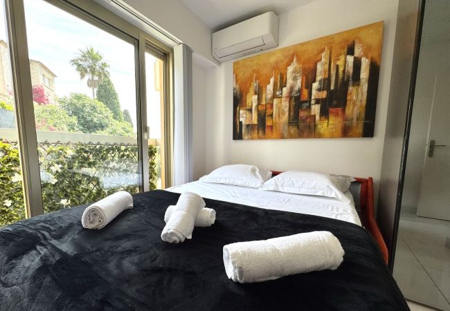 Apartment in Nice - CCC G La Terrasse de Clairefontaine -Swimming pool Apartment in Nice - CCC G La Terrasse de Clairefontaine -Swimming pool