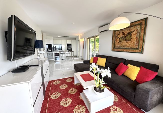 Apartment in Nice - CCC G La Terrasse de Clairefontaine -Swimming pool Apartment in Nice - CCC G La Terrasse de Clairefontaine -Swimming pool