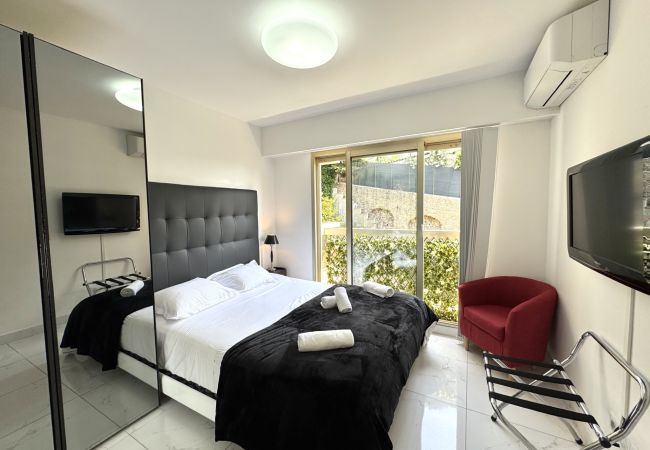 Apartment in Nice - CCC G La Terrasse de Clairefontaine -Swimming pool Apartment in Nice - CCC G La Terrasse de Clairefontaine -Swimming pool