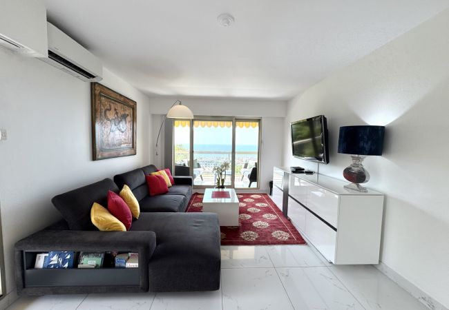 Apartment in Nice - CCC G La Terrasse de Clairefontaine -Swimming pool Apartment in Nice - CCC G La Terrasse de Clairefontaine -Swimming pool