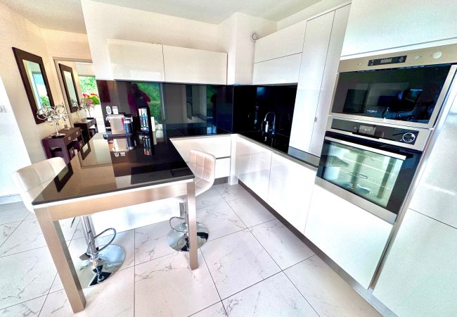 Apartment in Nice - CCC G La Terrasse de Clairefontaine -Swimming pool Apartment in Nice - CCC G La Terrasse de Clairefontaine -Swimming pool