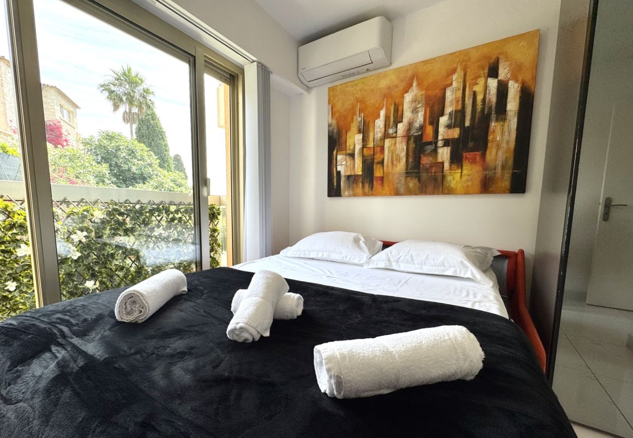 Apartment in Nice - CCC G La Terrasse de Clairefontaine -Swimming pool Apartment in Nice - CCC G La Terrasse de Clairefontaine -Swimming pool