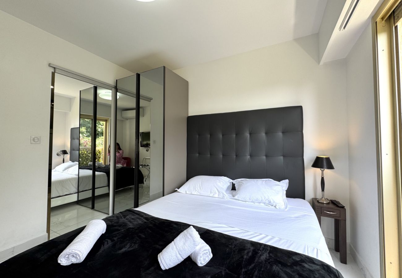 Apartment in Nice - CCC G La Terrasse de Clairefontaine -Swimming pool Apartment in Nice - CCC G La Terrasse de Clairefontaine -Swimming pool