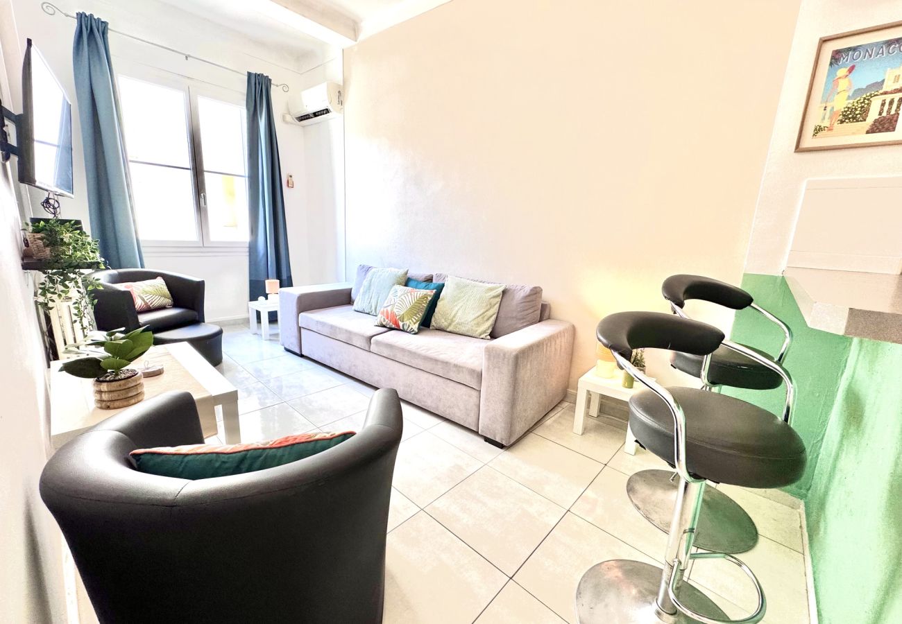 Apartment in Nice - B G Cocon Dante - Grimaldi Promenade Des Anglais