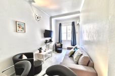 Apartment in Nice - B G Cocon Dante - Grimaldi Promenade Des Anglais